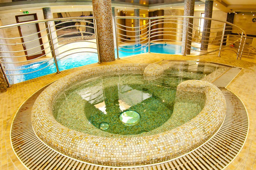 Hotel&Spa Stary Dziwnow Basen Swimming Pool Dış mekan fotoğraf